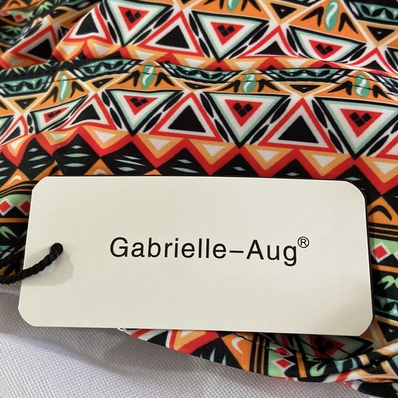 Gabrielle-Aug Multi Color Tankini Size Large - Picture 5 of 9